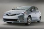 Toyota Prius V 2011 года